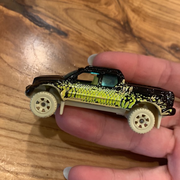 Miscellaneous die, cast car lot - Picture 9 of 10